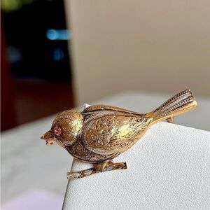 Cute bird brooch